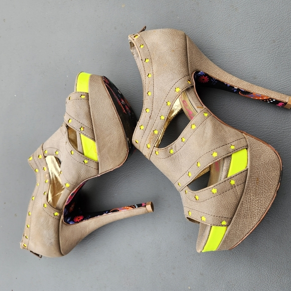 Betseyville betsey johnson heels 8.5 - Picture 2 of 10